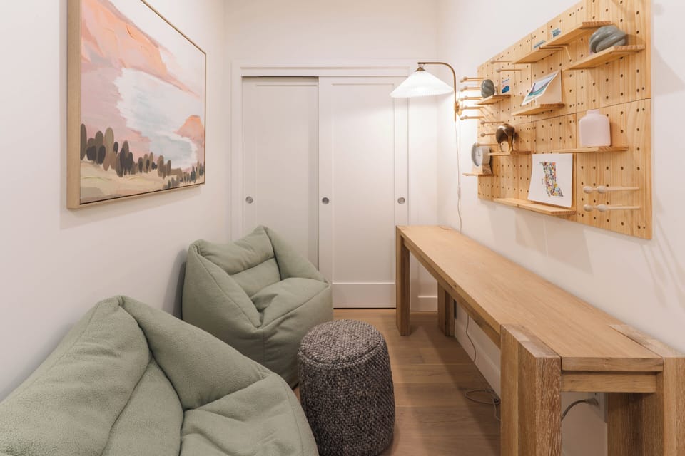Panoramic Condo, Mountain View | Interior