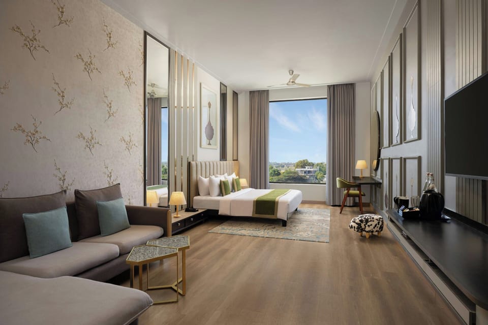 Room, 1 King Bed, Garden View