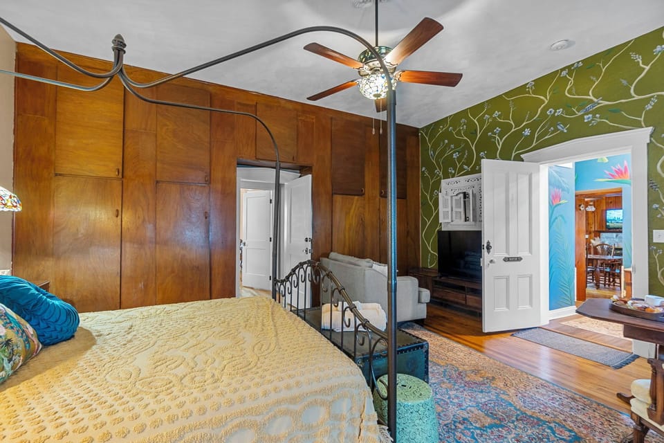 House | Iron/ironing board, free WiFi