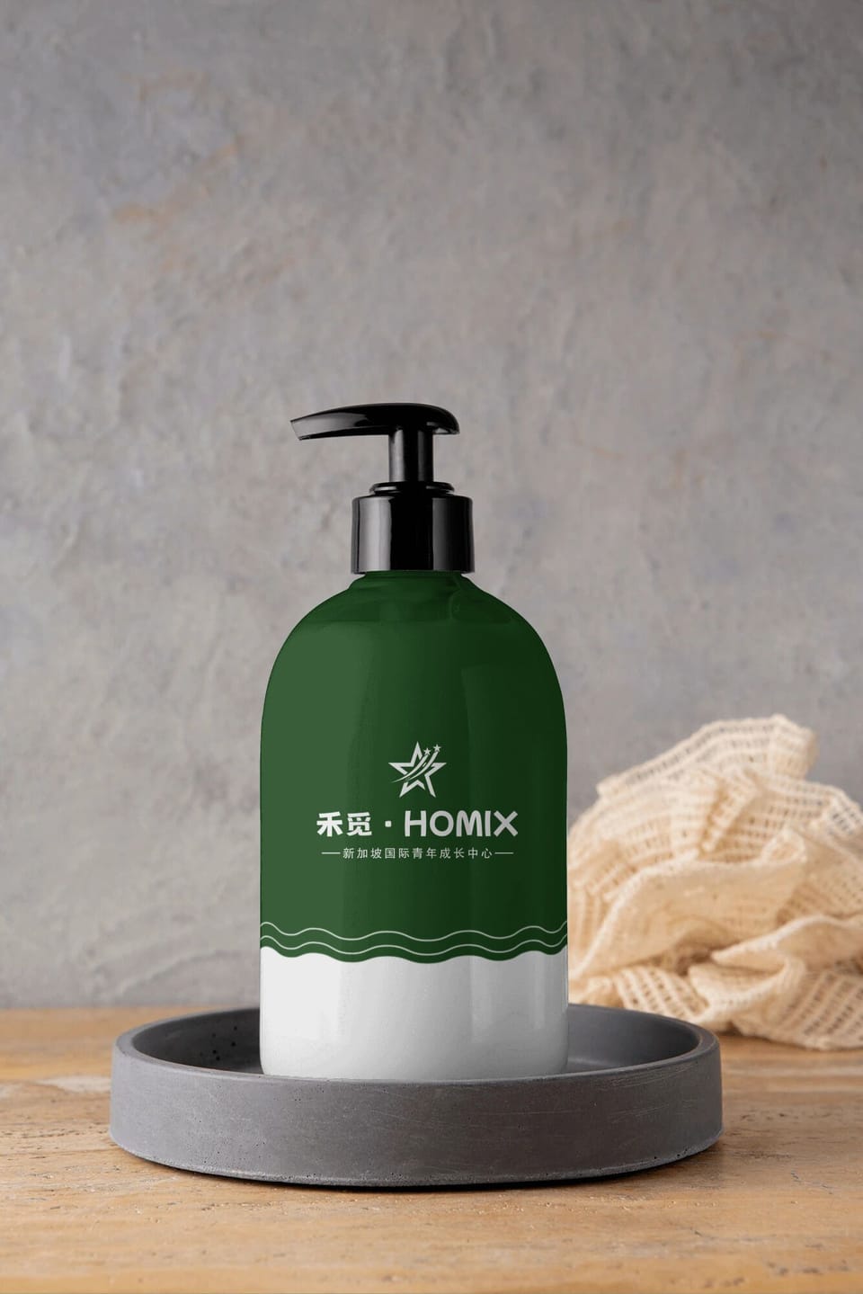 Shower, rainfall showerhead, free toiletries, hair dryer
