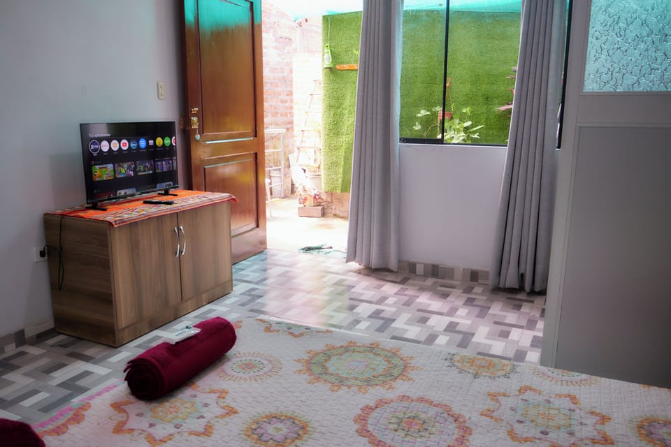Classic Single Room | Desk, laptop workspace, WiFi (free)