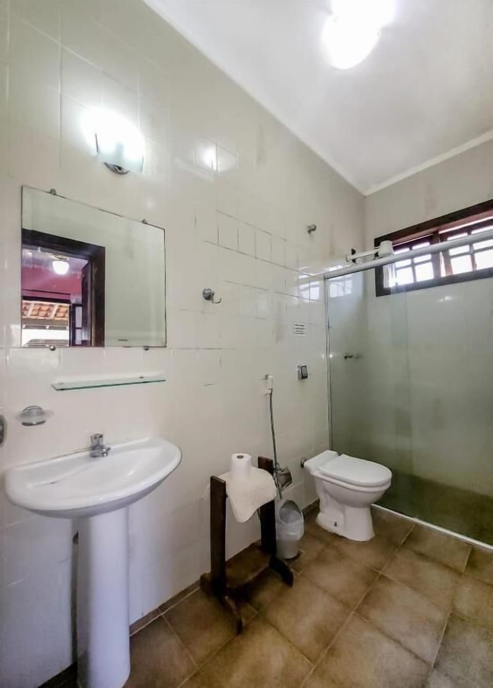 Triple Room | Bathroom | Shower, towels, soap, shampoo