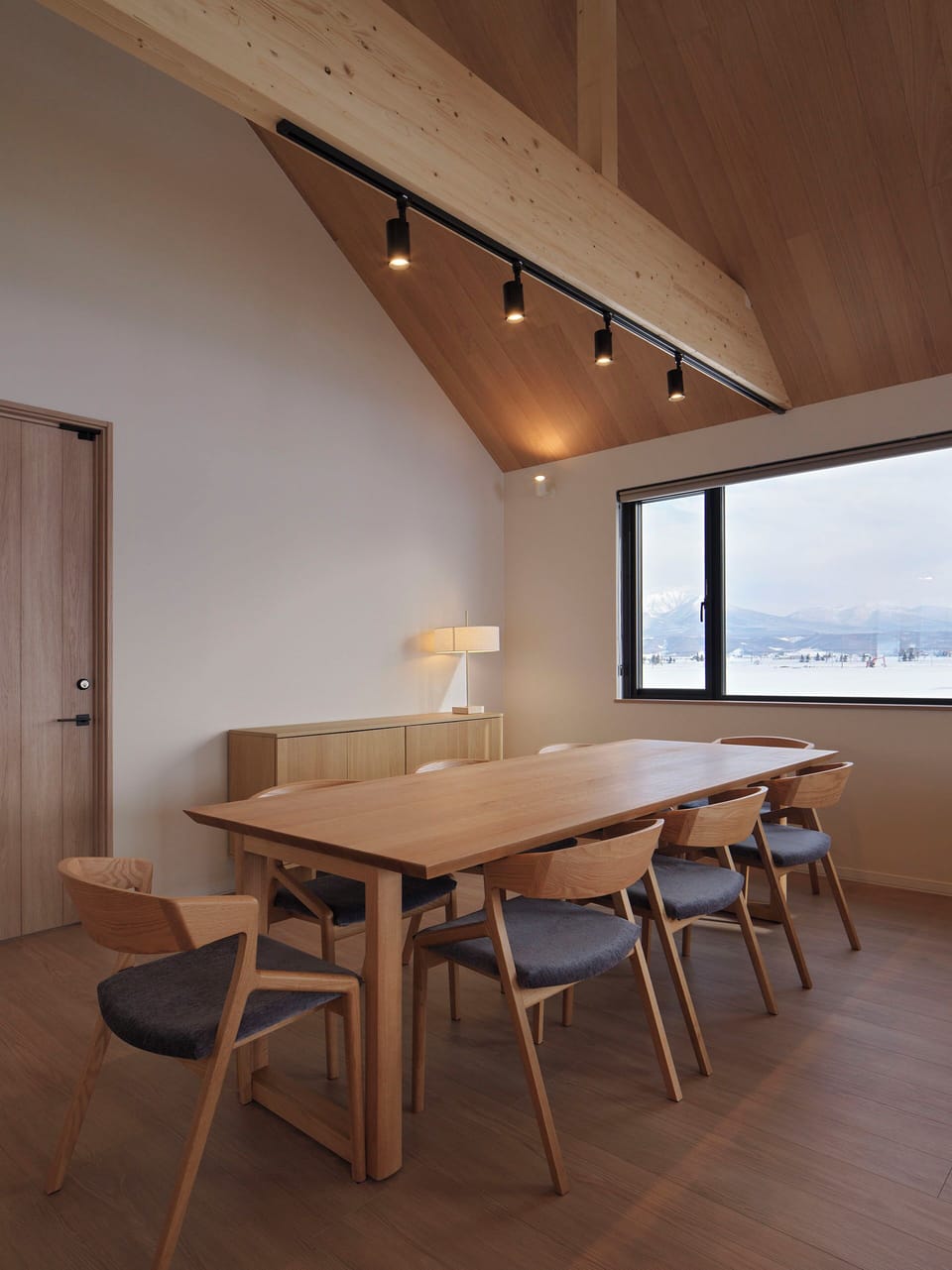 Chalet, Mountain View | Dining room