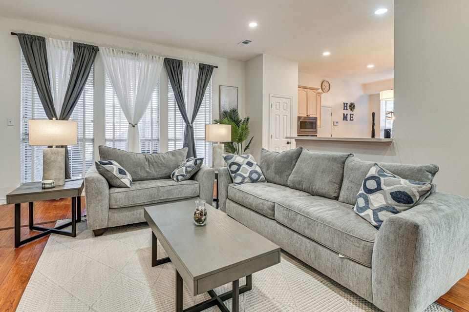 House (3 Bedrooms) | Front of property