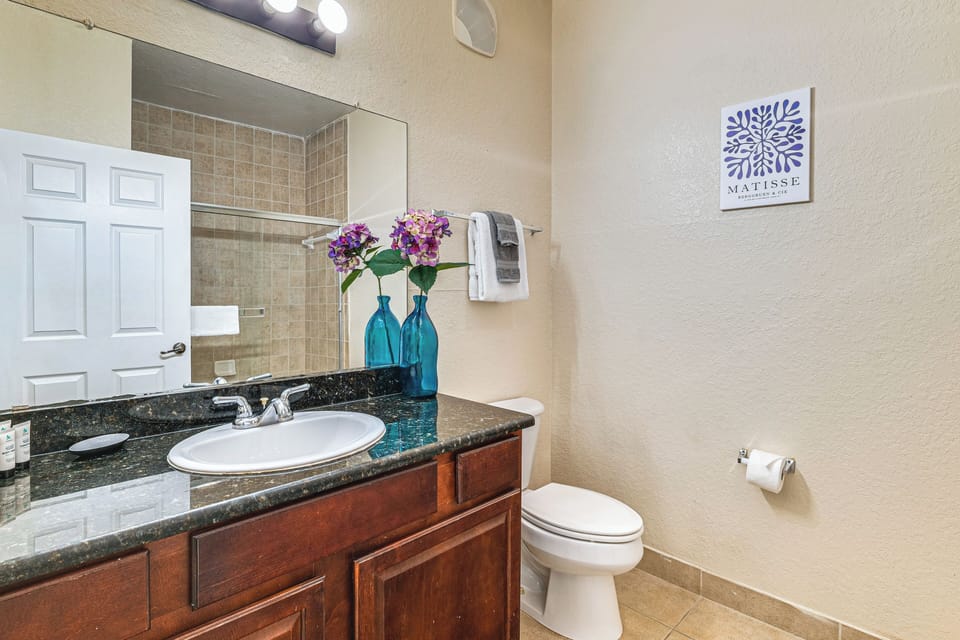 Resort-style Retreat w/ Private Patio in Davenport Apartment in Osceola County