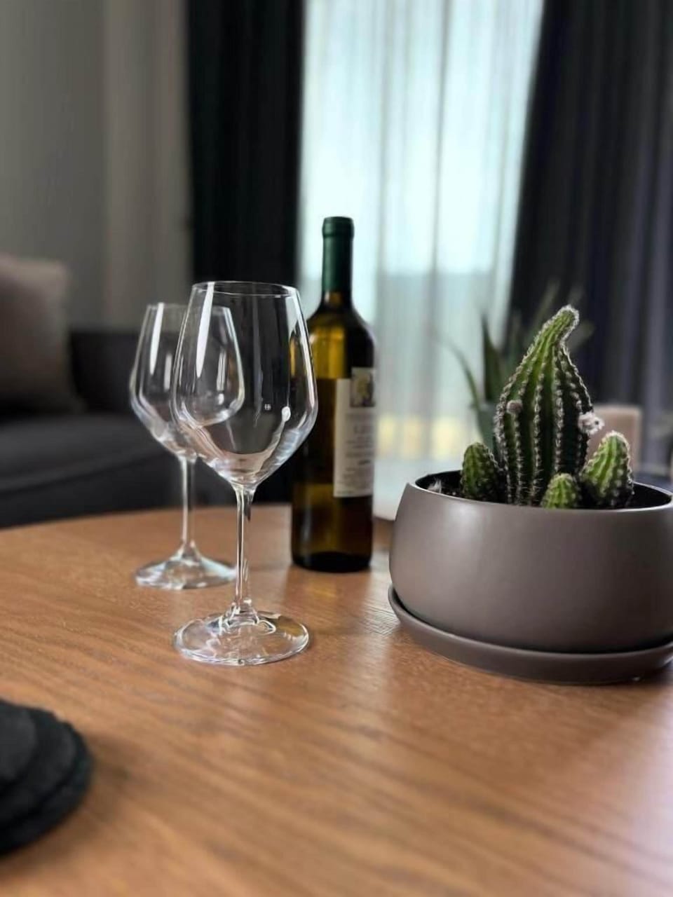 Family House, City View | Food and drink