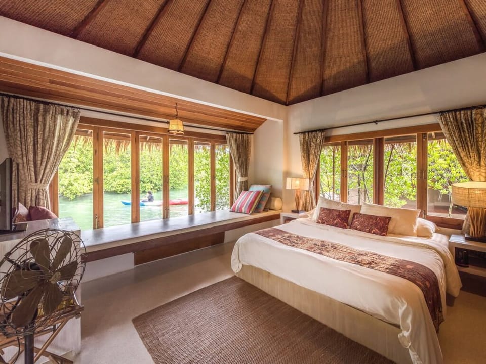 Villa Maldives Zone R | In-room safe, WiFi (free)