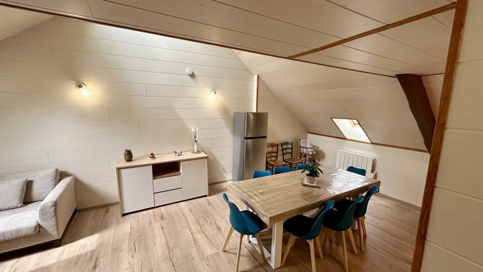 Apartment | Dining