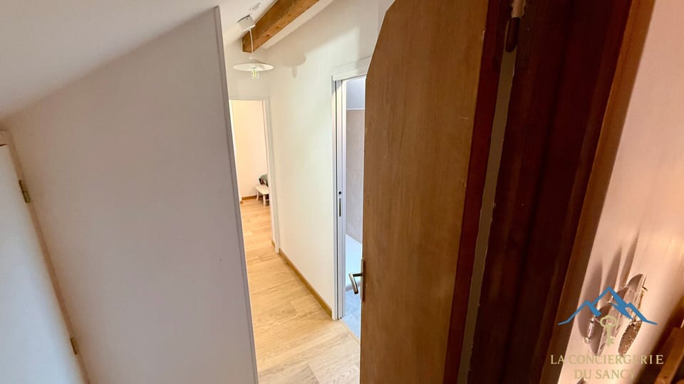 Chalet | Interior