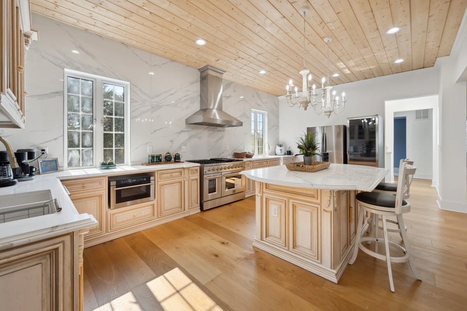 House, Multiple Bedrooms | Private kitchen | Coffee/tea maker, fridge, oven, toaster