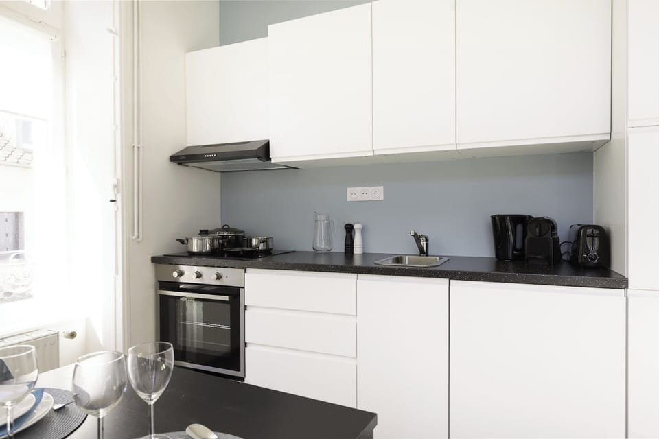 Apartment | Private kitchen | Cleaning supplies