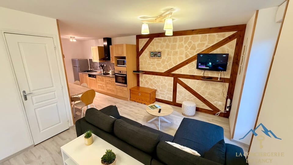 Apartment | Living room
