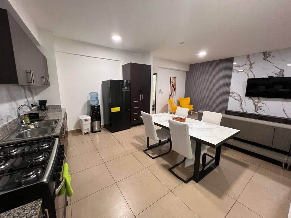 Apartment, 2 Bedrooms | Private kitchen