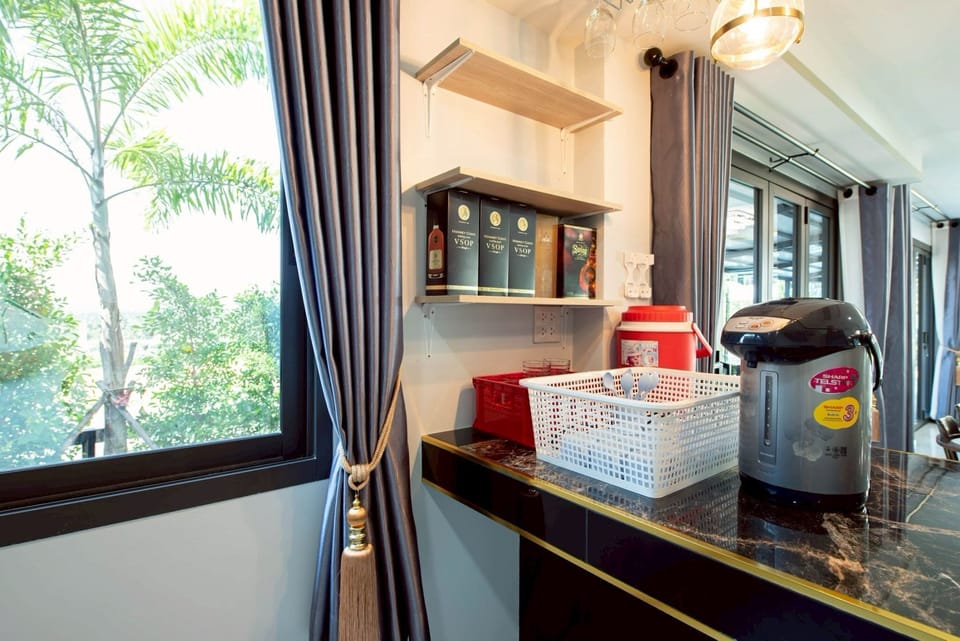 Fridge, microwave, stovetop, rice cooker