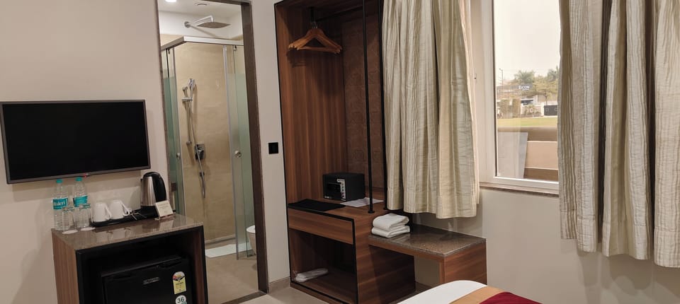 Standard Room | In-room safe, WiFi (free)