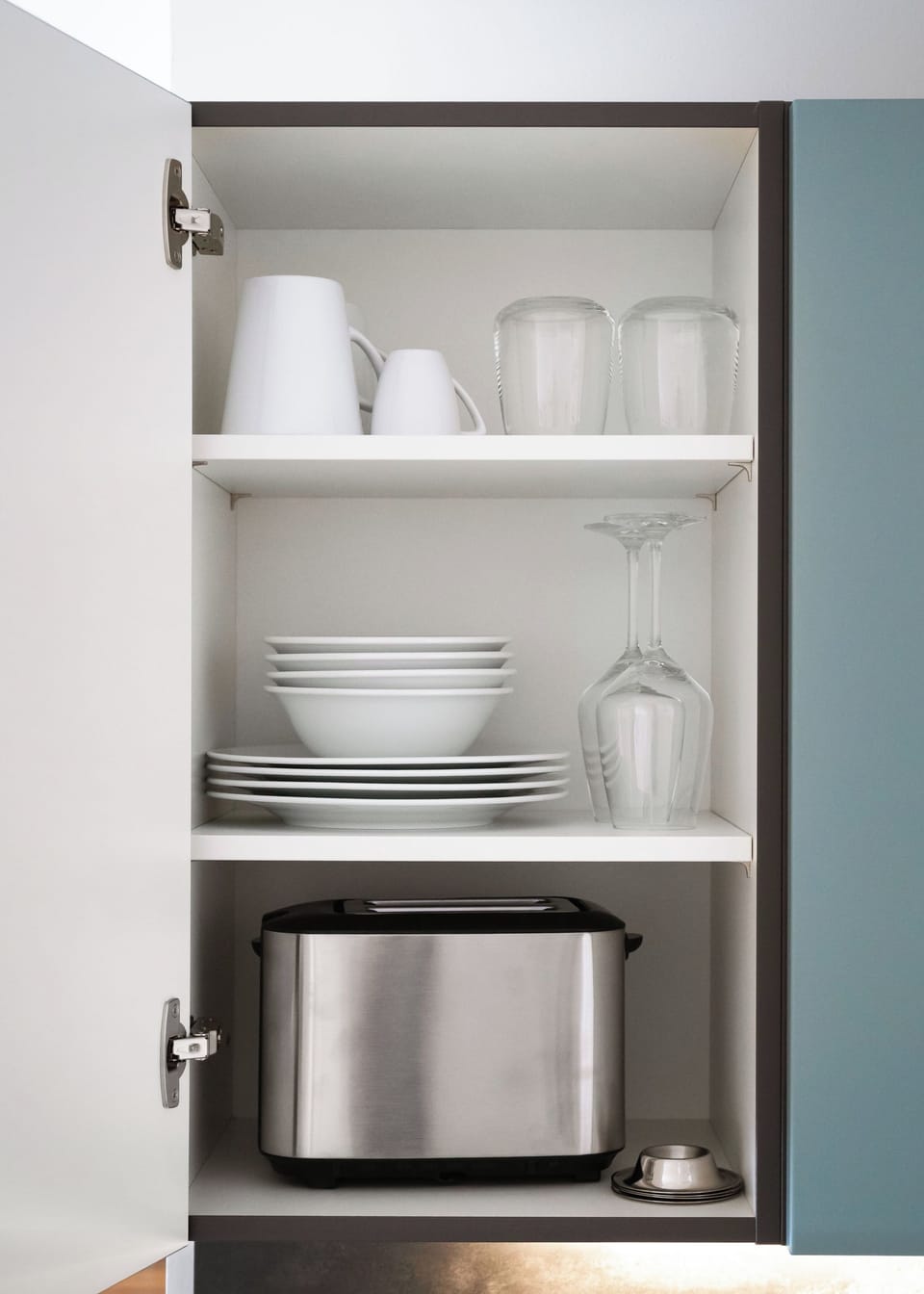 Espresso maker, electric kettle