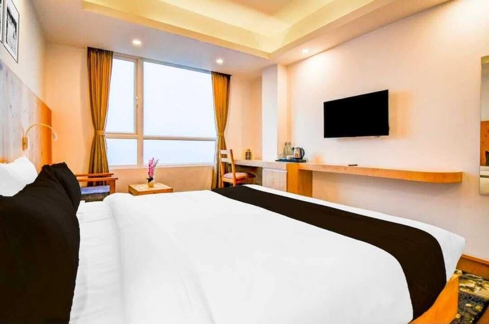 Standard Double Room | Desk, laptop workspace, WiFi (free)