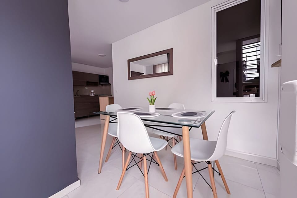 Apartment | Dining