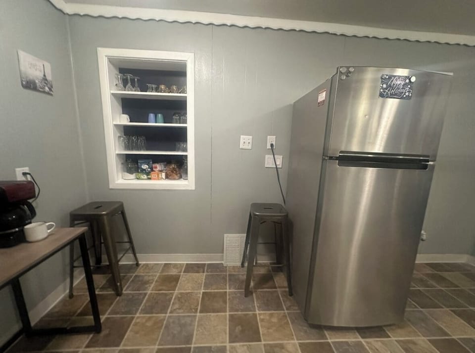 Free daily self-serve breakfast