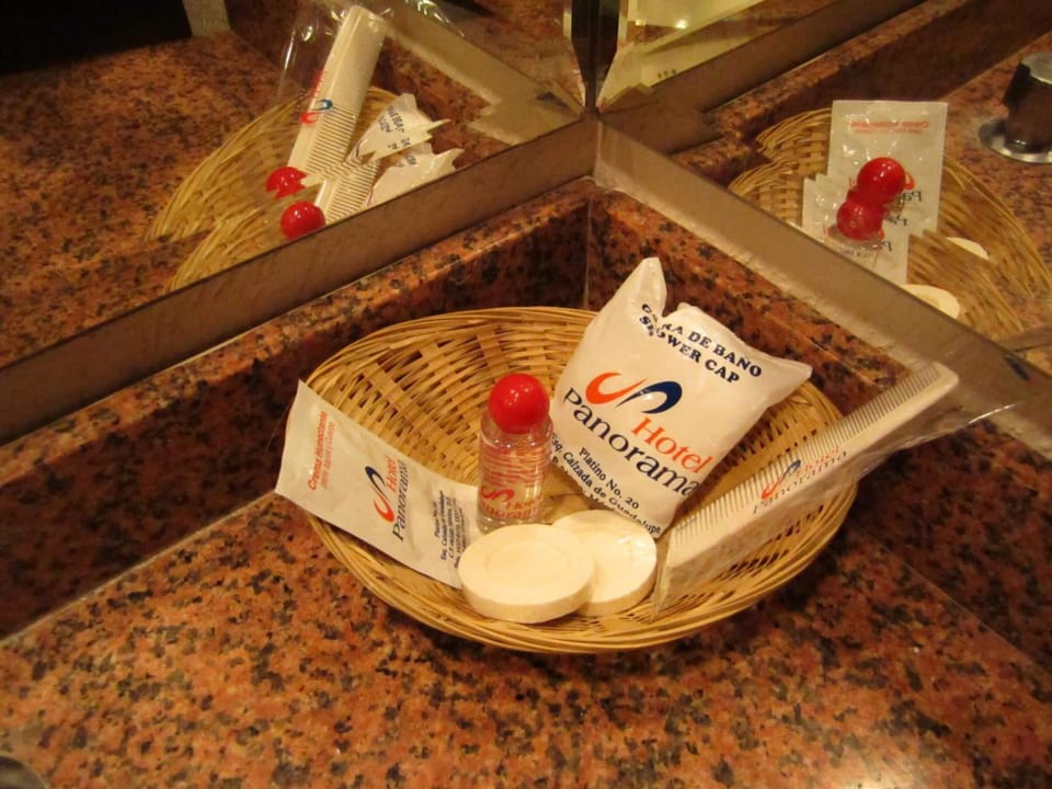Shower, free toiletries, towels