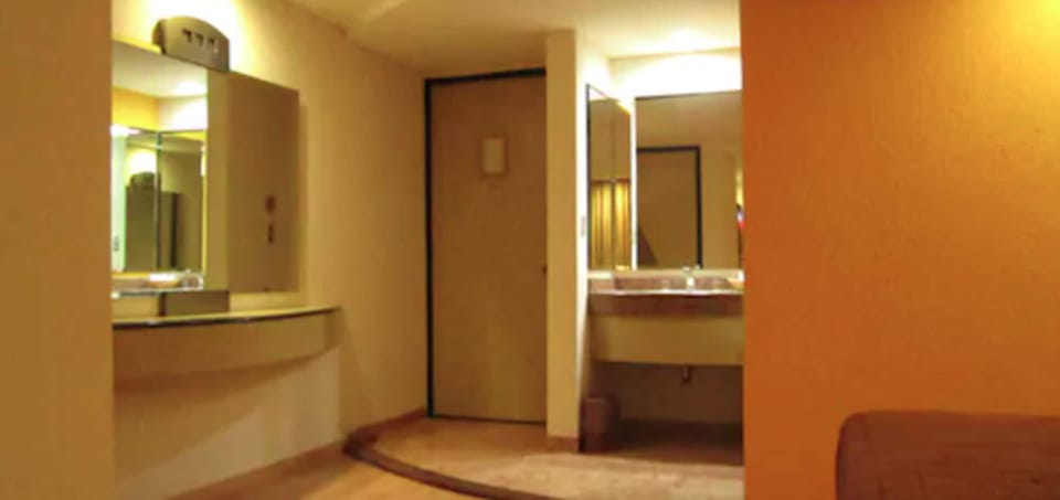 Standard Room, 2 Double Beds | In-room safe, desk, laptop workspace, blackout drapes