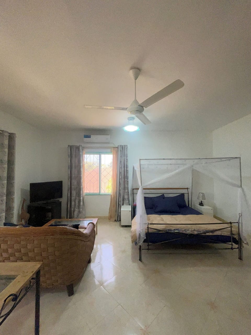 Superior Double or Twin Room, Balcony, Beach View | Desk, laptop workspace, blackout drapes, soundproofing