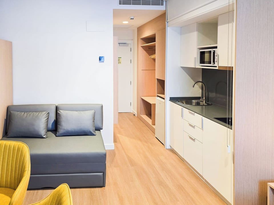 Comfort Quadruple Room | Private kitchen