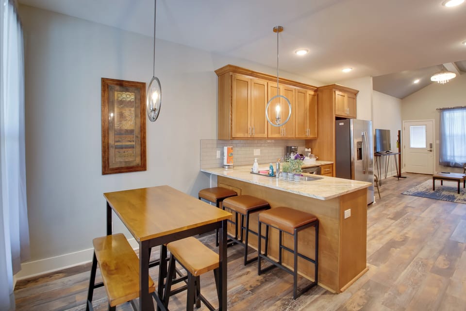 House (2 Bedrooms) | Interior