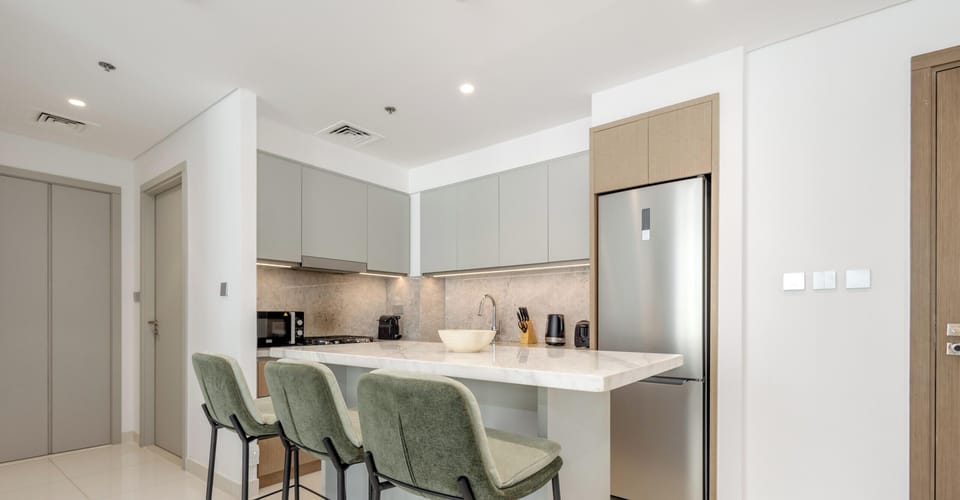 Apartment, Balcony, Partial Ocean View | Private kitchen