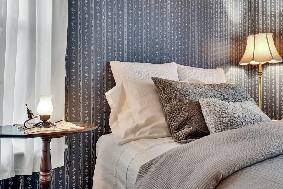 Silver Birch | Blackout drapes, iron/ironing board, free WiFi