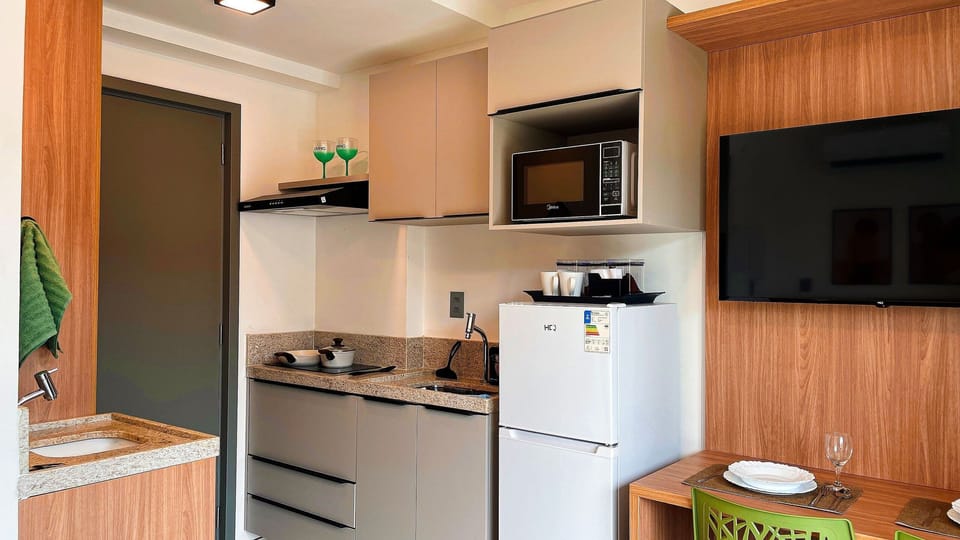 Apartment | Private kitchen | Microwave, stovetop, cookware/dishes/utensils