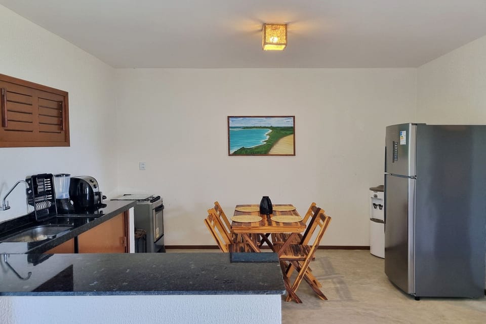 Basic Villa | Private kitchen | Fridge, microwave, oven, stovetop
