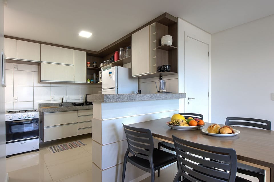 Cookware/dishes/utensils