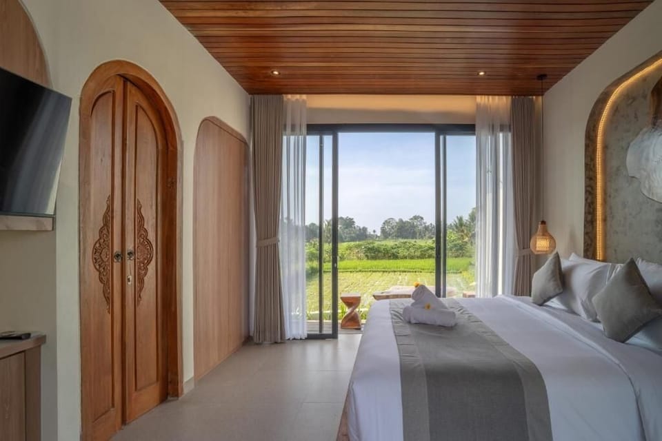 Superior Villa, Balcony, Garden View | Desk, free WiFi, bed sheets