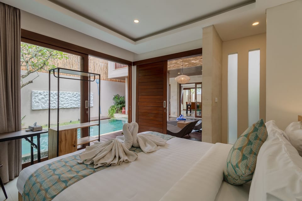 Villa, Balcony | Desk, iron/ironing board, free WiFi