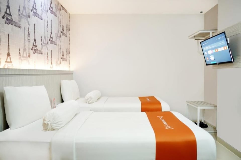 Front One Hotel Sragen Hotel in Indonesia