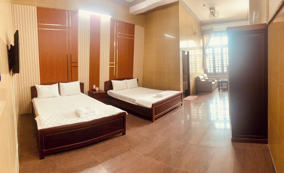 Deluxe Double or Twin Room | Desk, free WiFi