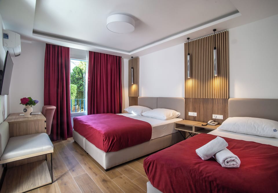 Premium Double or Twin Room, Balcony | In-room safe, desk, WiFi (free)
