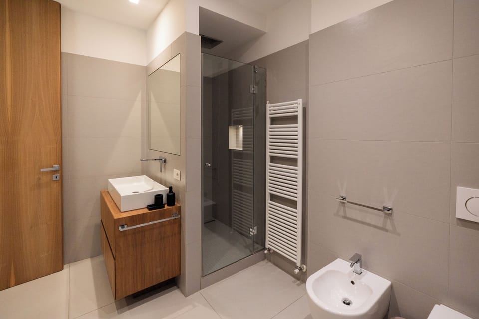 Apartment, 4 Bedrooms | Bathroom