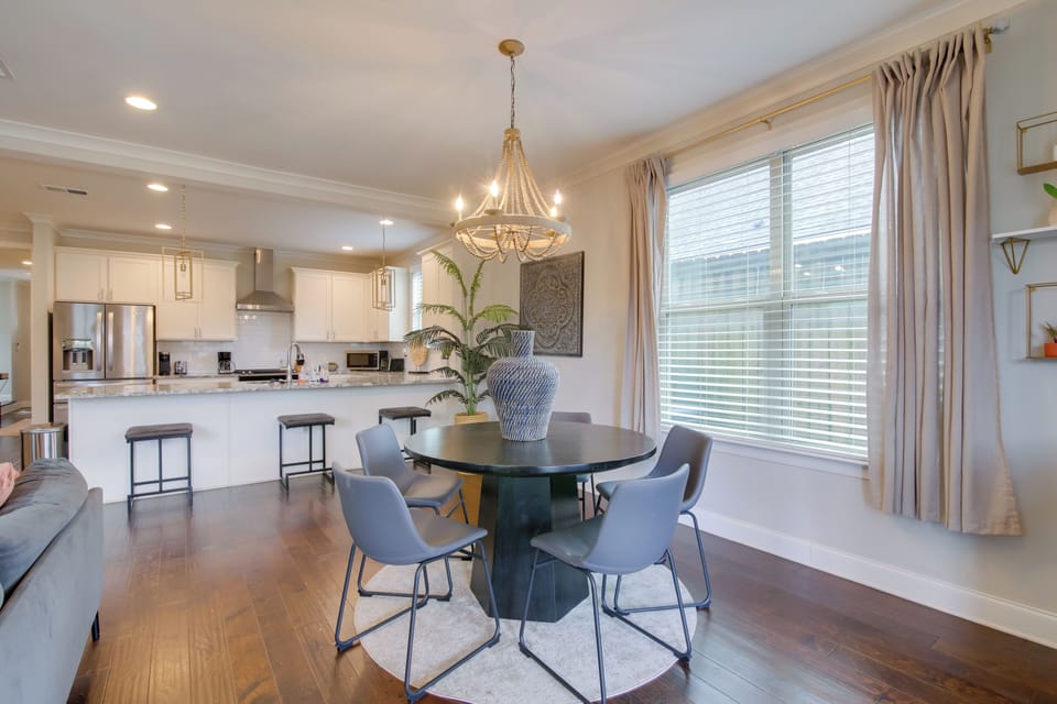 House (3 Bedrooms) | Interior