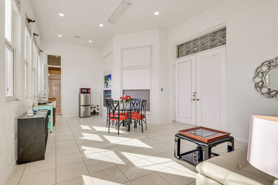 Apartment (1 Bedroom) | Interior