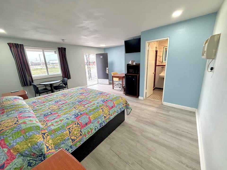 Deluxe Single Room