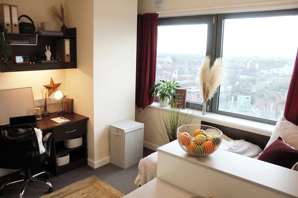 Studio, Non Smoking | Blackout drapes, iron/ironing board, free WiFi