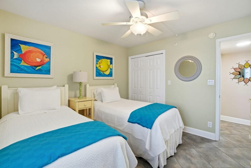 Condo, 1 King Bed with Sofa bed (SeaSpray West 303-Gulf Front) | 2 bedrooms