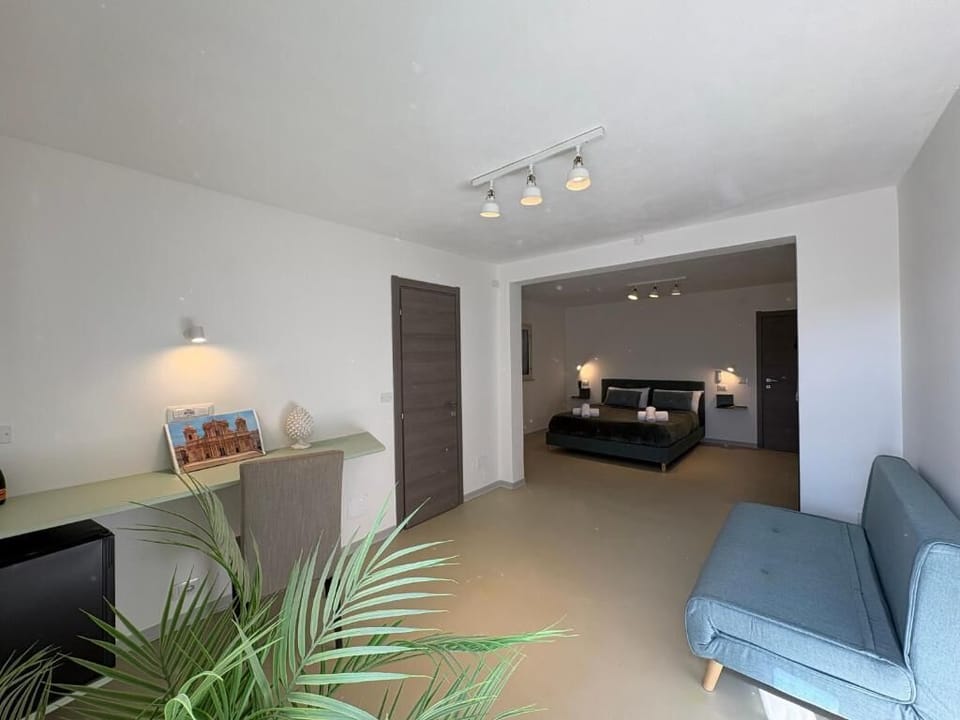 Deluxe Double Room, Private Terrace, Sea View | Free WiFi
