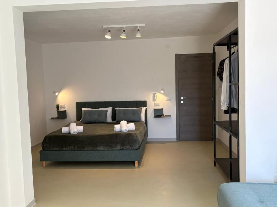 Deluxe Double Room, Private Terrace, Sea View | Free WiFi