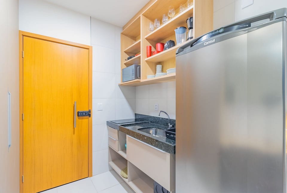 Basic Apartment | Private kitchen | Cookware/dishes/utensils