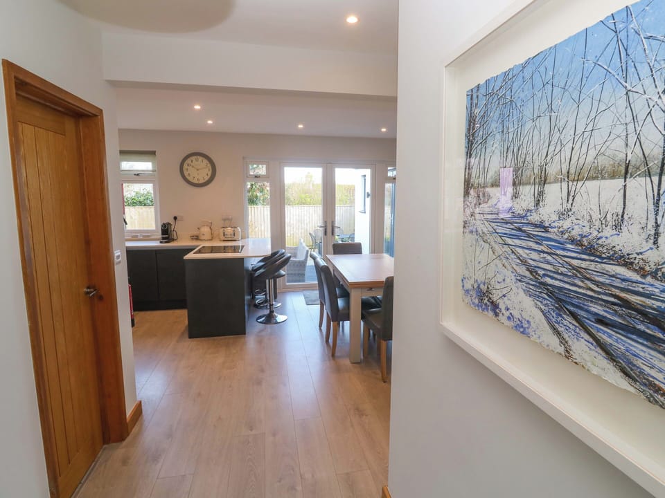 Cottage | Interior