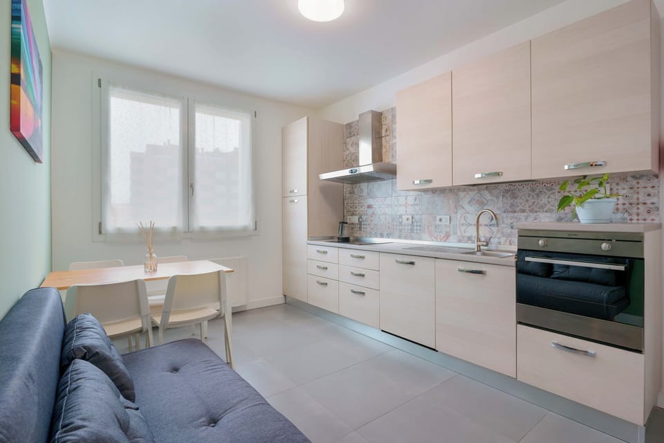 Apartment (West Side) | Living area | 45-inch flat-screen TV with digital channels
