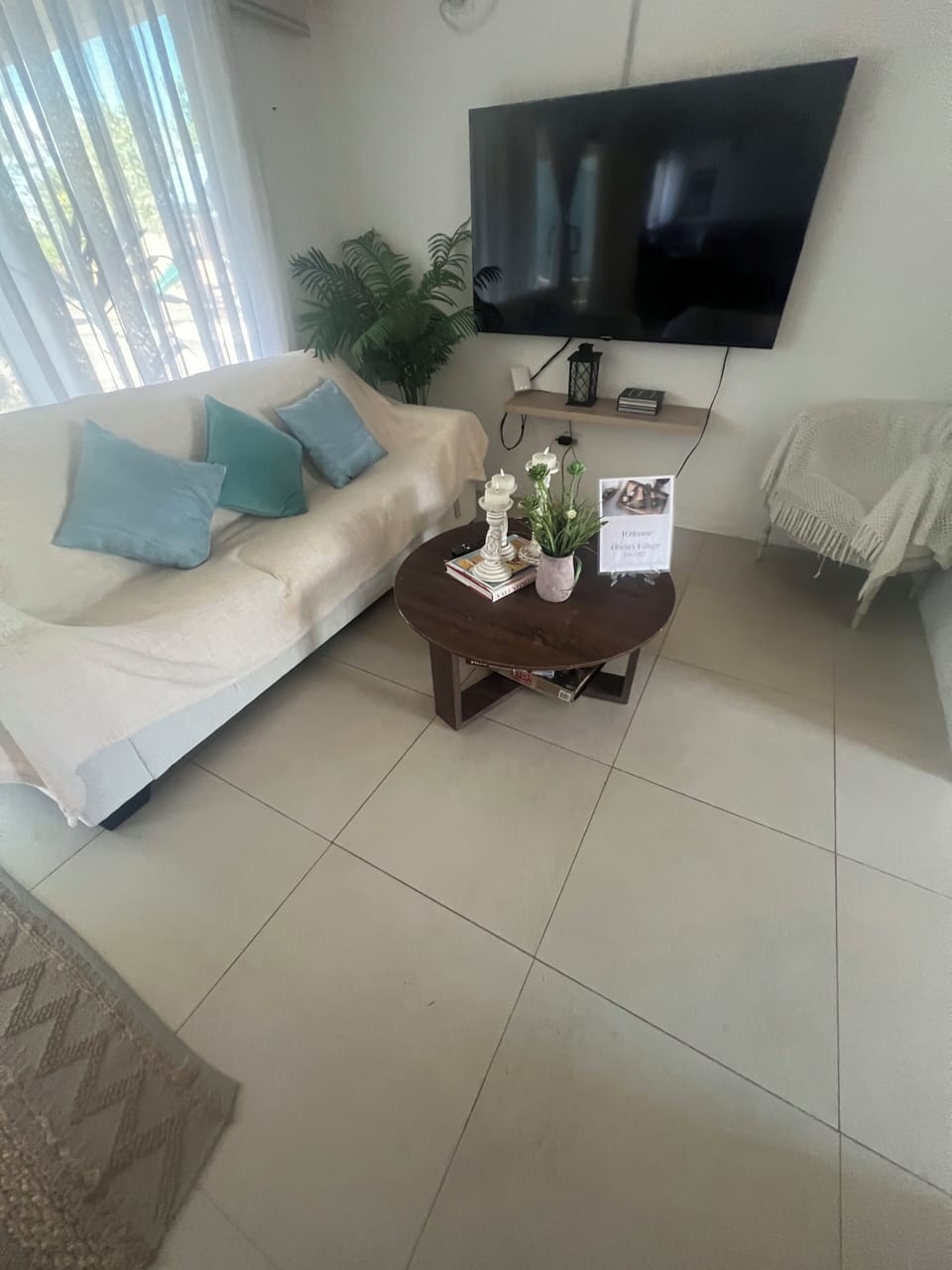 Luxury Villa, Garden View | Living area | Toys